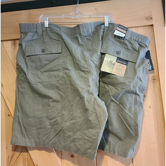 New! St. John's Bay Men Shorts 54 Green Gray Cargo Twill Hiking Button 9" Inseam - Picture 2 of 13